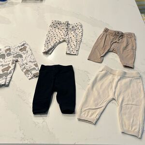Unisex Bundle of Infant Leggings